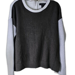 Sweater By Tahari Grays And Cream Color Oversized Size M